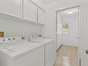 201 Vanderpool Lane 103, Houston TX 77024
