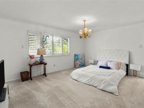 201 Vanderpool Lane 103, Houston TX 77024