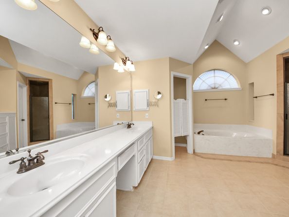 606 Fernglade Drive, Richmond TX 77406