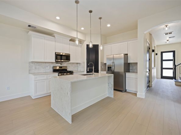 3839 Noah Street A/B, Houston TX 77021