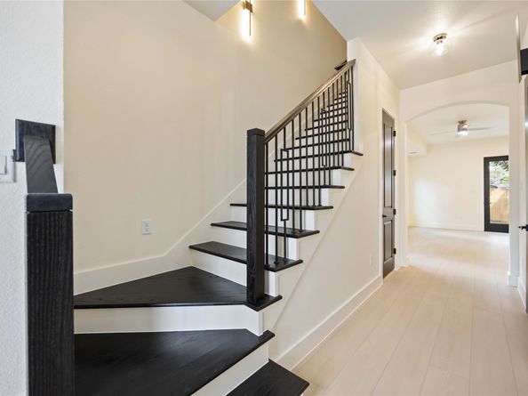 3839 Noah Street A/B, Houston TX 77021