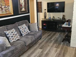 146 Hohldale Street, Houston TX 77022