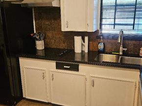 146 Hohldale Street, Houston TX 77022