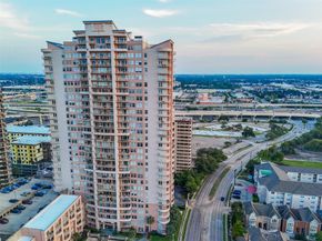 3505 Sage Road 1705, Houston TX 77056