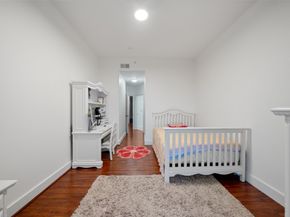 3505 Sage Road 1705, Houston TX 77056