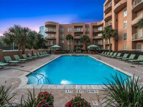 3505 Sage Road 1705, Houston TX 77056