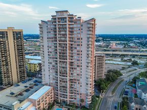 3505 Sage Road 1705, Houston TX 77056