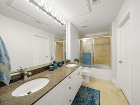 3505 Sage Road 1705, Houston TX 77056