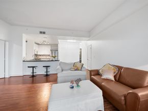 3505 Sage Road 1705, Houston TX 77056