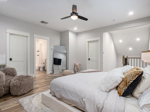 1315 Wycliffe Drive, Houston TX 77043