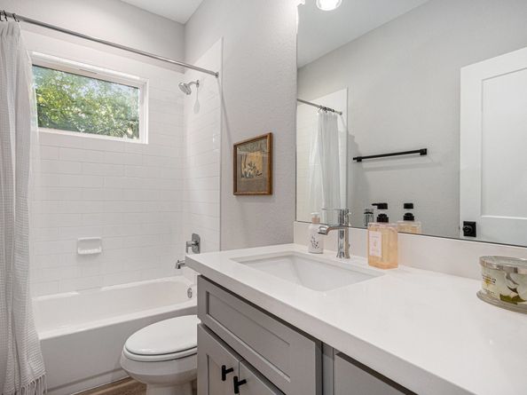 1315 Wycliffe Drive, Houston TX 77043