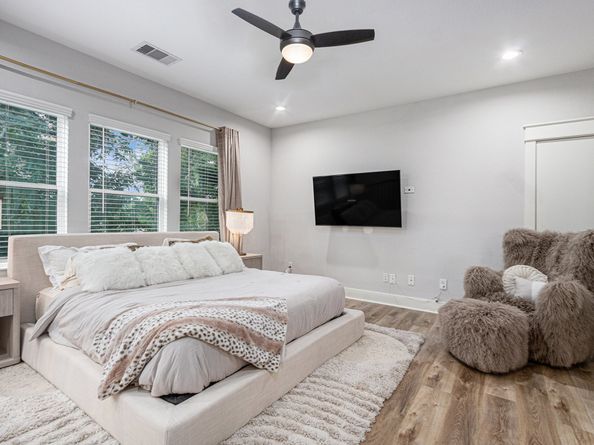 1315 Wycliffe Drive, Houston TX 77043