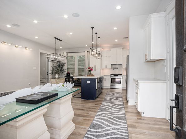 1315 Wycliffe Drive, Houston TX 77043