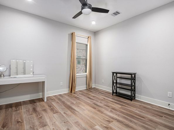 1315 Wycliffe Drive, Houston TX 77043