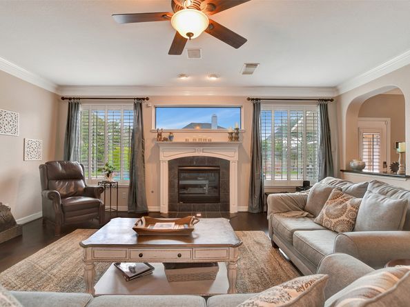 15918 Lake Loop Drive, Cypress TX 77433