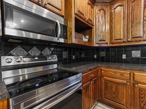 6203 Oak Bay Drive, Houston TX 77091