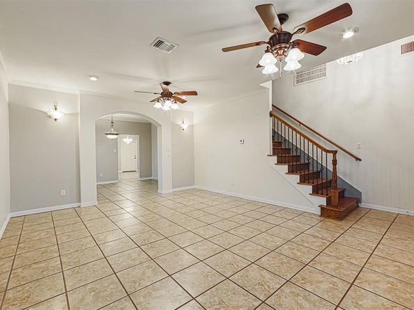 6203 Oak Bay Drive, Houston TX 77091