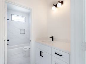 4008 Bennington Street, Houston TX 77016