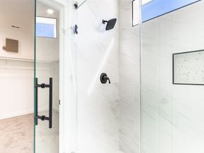 4008 Bennington Street, Houston TX 77016