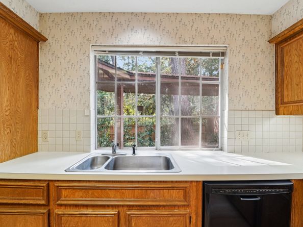 23 Twin Springs Place, The Woodlands TX 77381