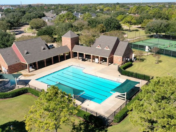 10215 Rockdale Bridge Court, Sugar Land TX 77498