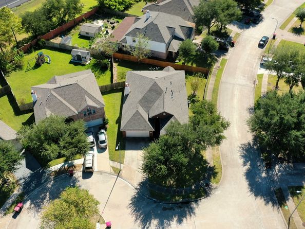 10215 Rockdale Bridge Court, Sugar Land TX 77498