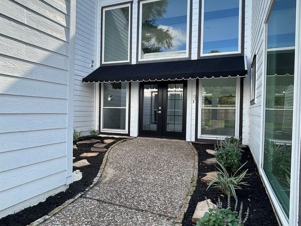 11923 Riverview Drive, Houston TX 77077