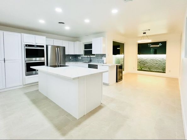 11923 Riverview Drive, Houston TX 77077