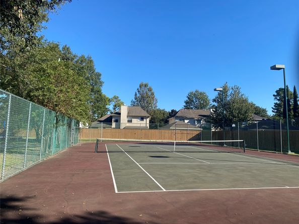 16215 Cairngorm Avenue, Houston TX 77095