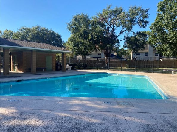 16215 Cairngorm Avenue, Houston TX 77095