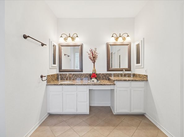 3815 Hogan Court, Sugar Land TX 77479