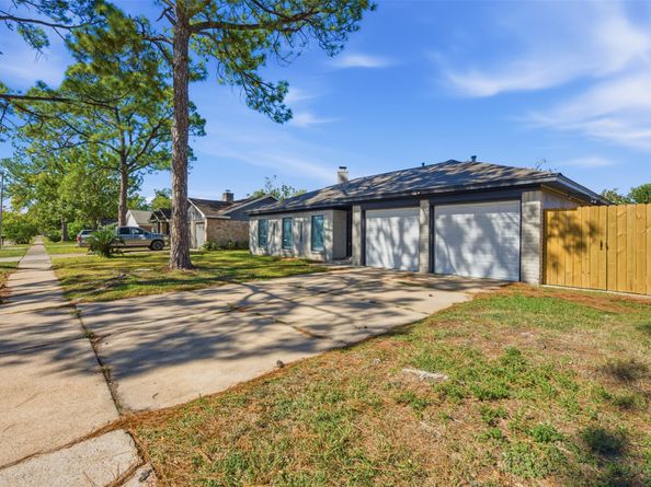 9622 Clanton Street, Houston TX 77080