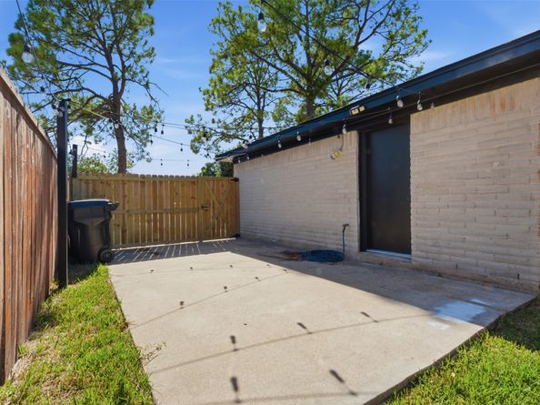 9622 Clanton Street, Houston TX 77080