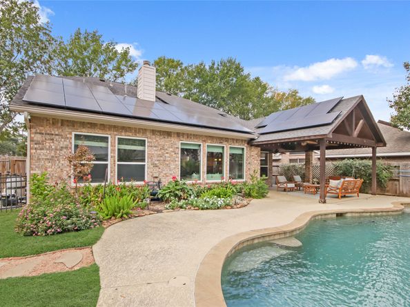 15902 Timber Grove Court N, Tomball TX 77377