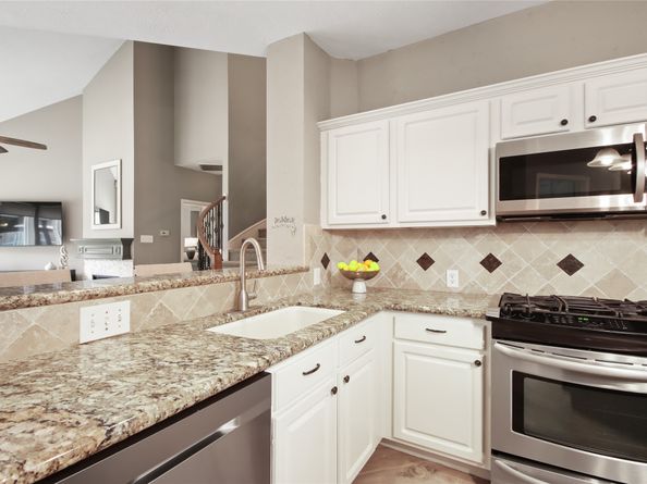 15902 Timber Grove Court N, Tomball TX 77377