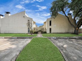 10075 Westpark Drive 42, Houston TX 77042