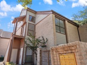 8231 Sands Point Drive 154, Houston TX 77036