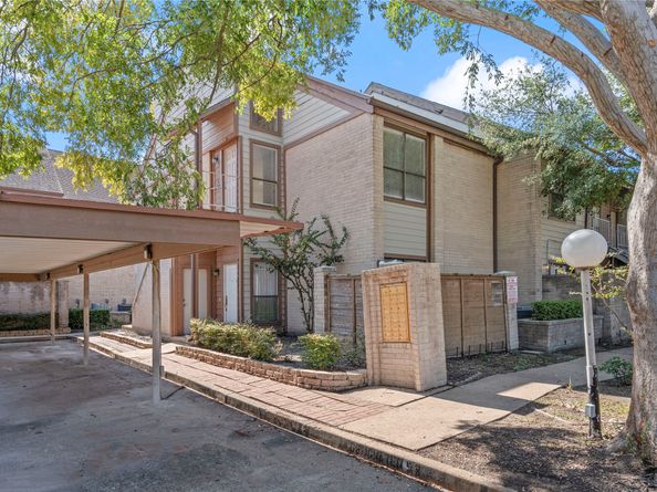 8231 Sands Point Drive 154, Houston TX 77036