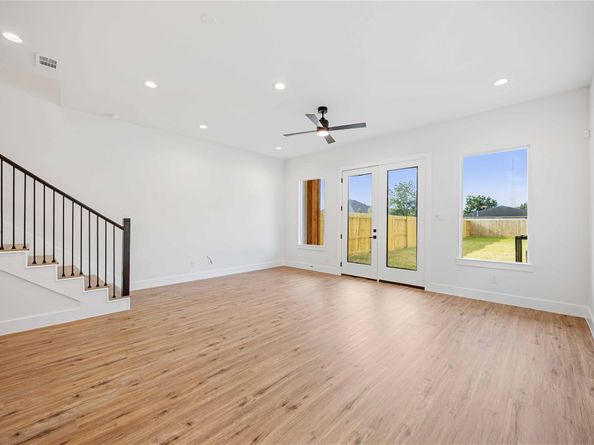 3504 Caplin Street C, Houston TX 77026