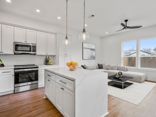 8210 Venus Street, Houston TX 77088