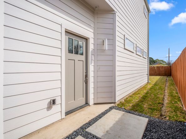 8210 Venus Street, Houston TX 77088