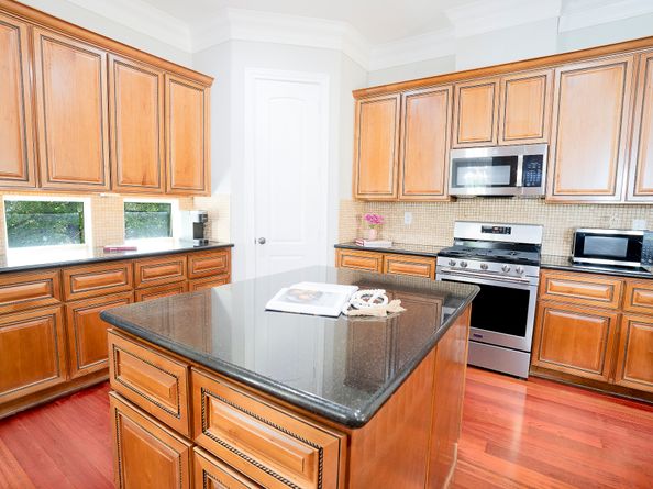 4115 Barnes Street, Houston TX 77007