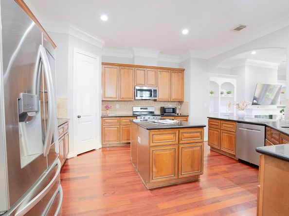 4115 Barnes Street, Houston TX 77007