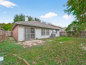 13715 Naomi Hollow Lane, Houston TX 77082
