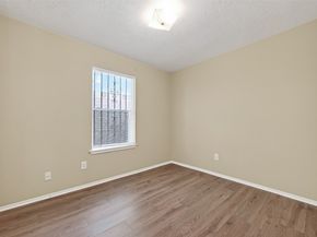 13715 Naomi Hollow Lane, Houston TX 77082