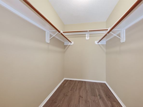 13715 Naomi Hollow Lane, Houston TX 77082