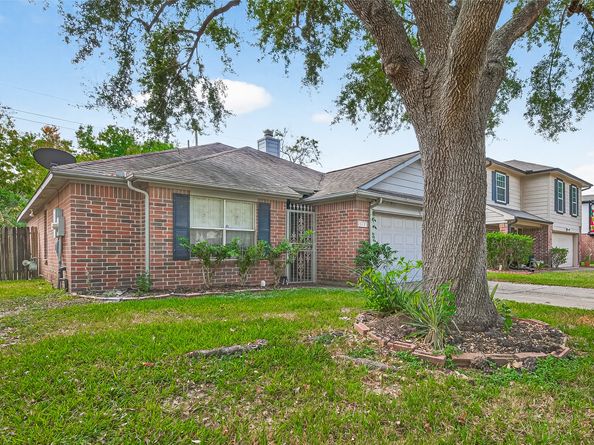13715 Naomi Hollow Lane, Houston TX 77082