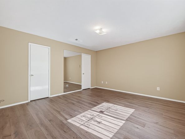 13715 Naomi Hollow Lane, Houston TX 77082