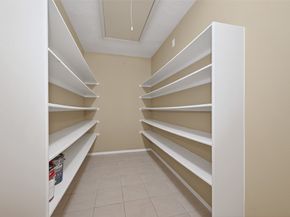 13715 Naomi Hollow Lane, Houston TX 77082