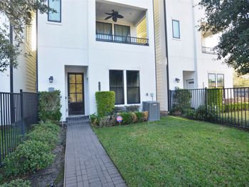 2818 Grand Fountains Drive